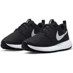 Nike Juniors Roshe 2 G Golf Shoes Black/White -Callaway Store nike juniors roshe 2 g golf shoes black white dz6895 010 pair itempicture