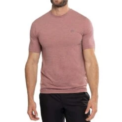 TravisMathew Scenic Vista Active Tee -Callaway Store travismathew scenic vista active tee heather roan rogue front itempicture