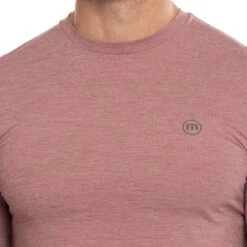 TravisMathew Scenic Vista Active Tee -Callaway Store travismathew scenic vista active tee heather roan rogue logo itempicture